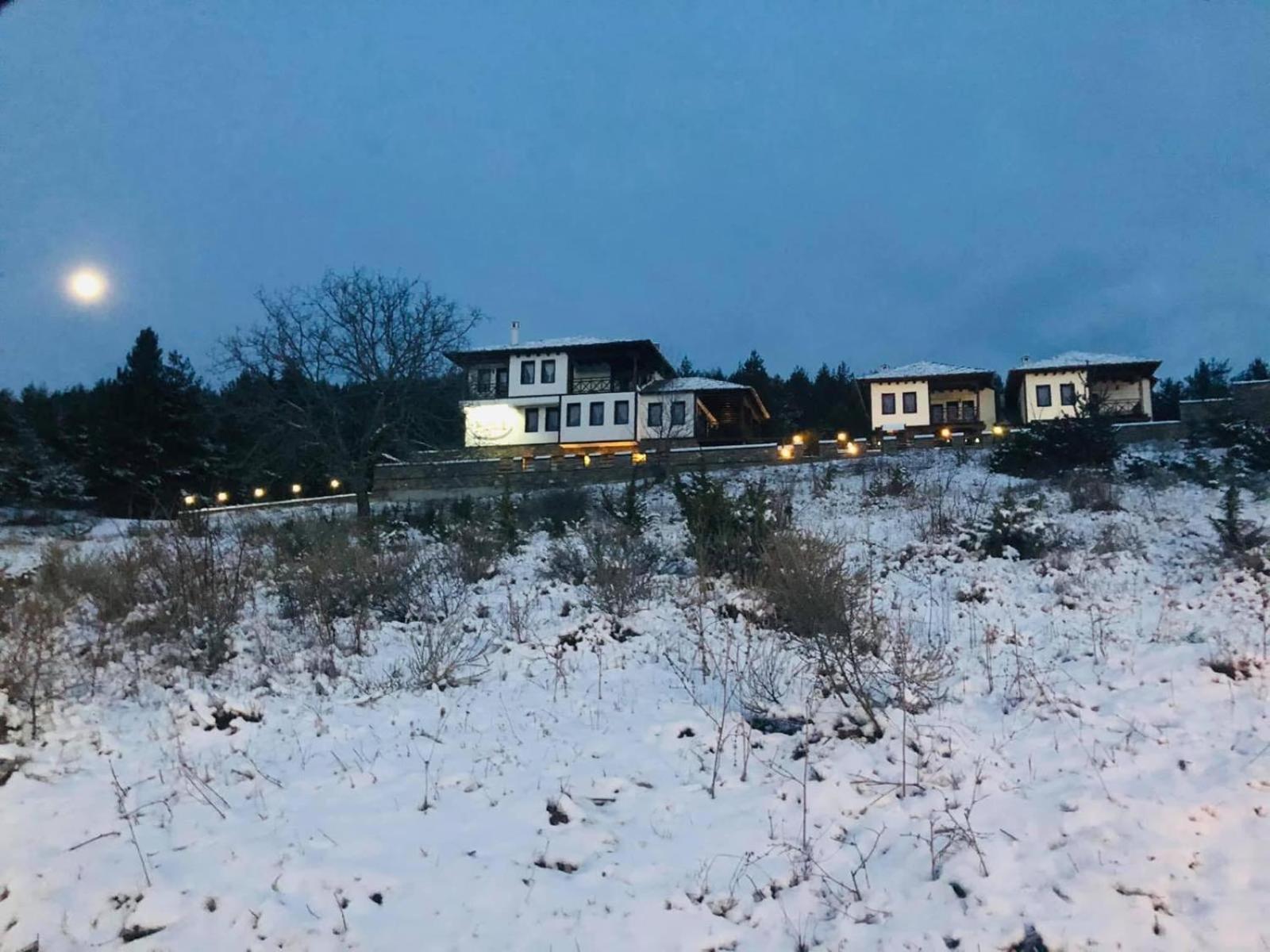 Skrebatno Калпаците - Kalpacite Guest Houses מראה חיצוני תמונה