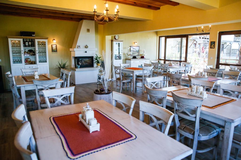 Skrebatno Калпаците - Kalpacite Guest Houses מראה חיצוני תמונה