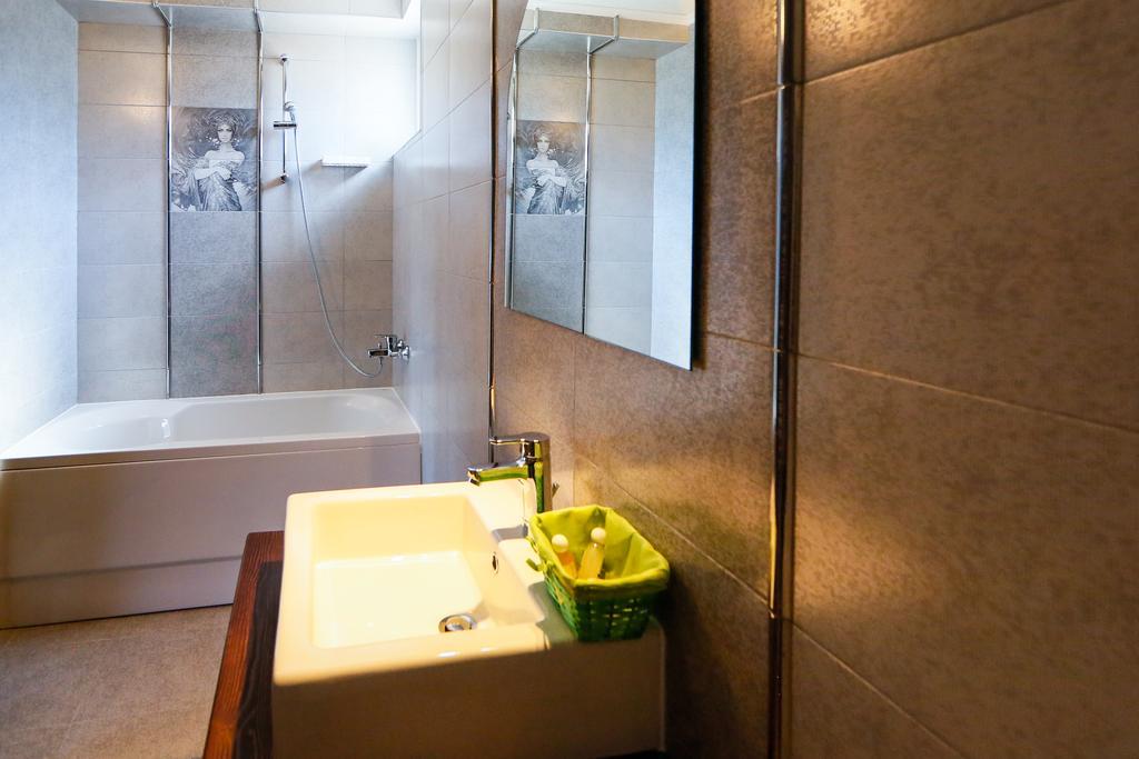 Skrebatno Калпаците - Kalpacite Guest Houses מראה חיצוני תמונה