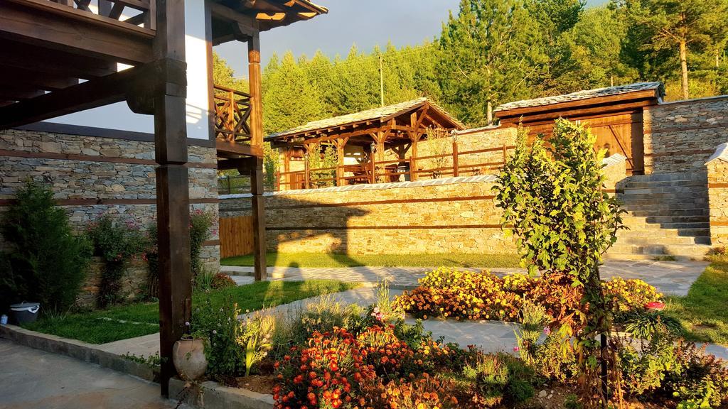 Skrebatno Калпаците - Kalpacite Guest Houses מראה חיצוני תמונה